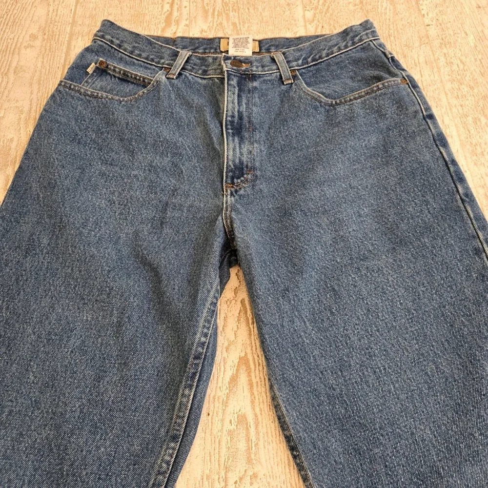 LL Bean Natural Fit Jeans 33x32 Medium Wash Straight Leg Denim Biker Grunge Y2K